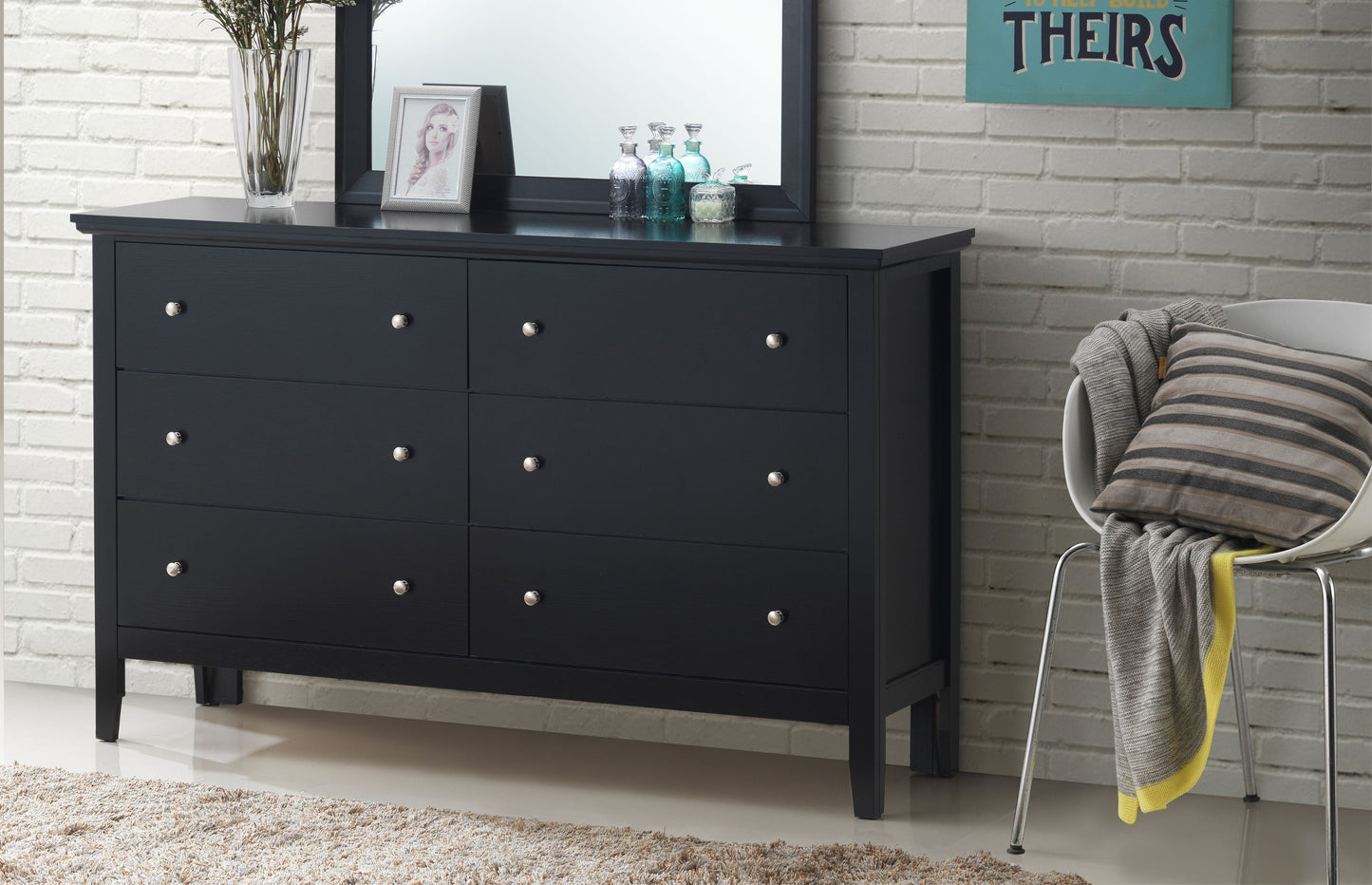 Primo - Dresser - Black