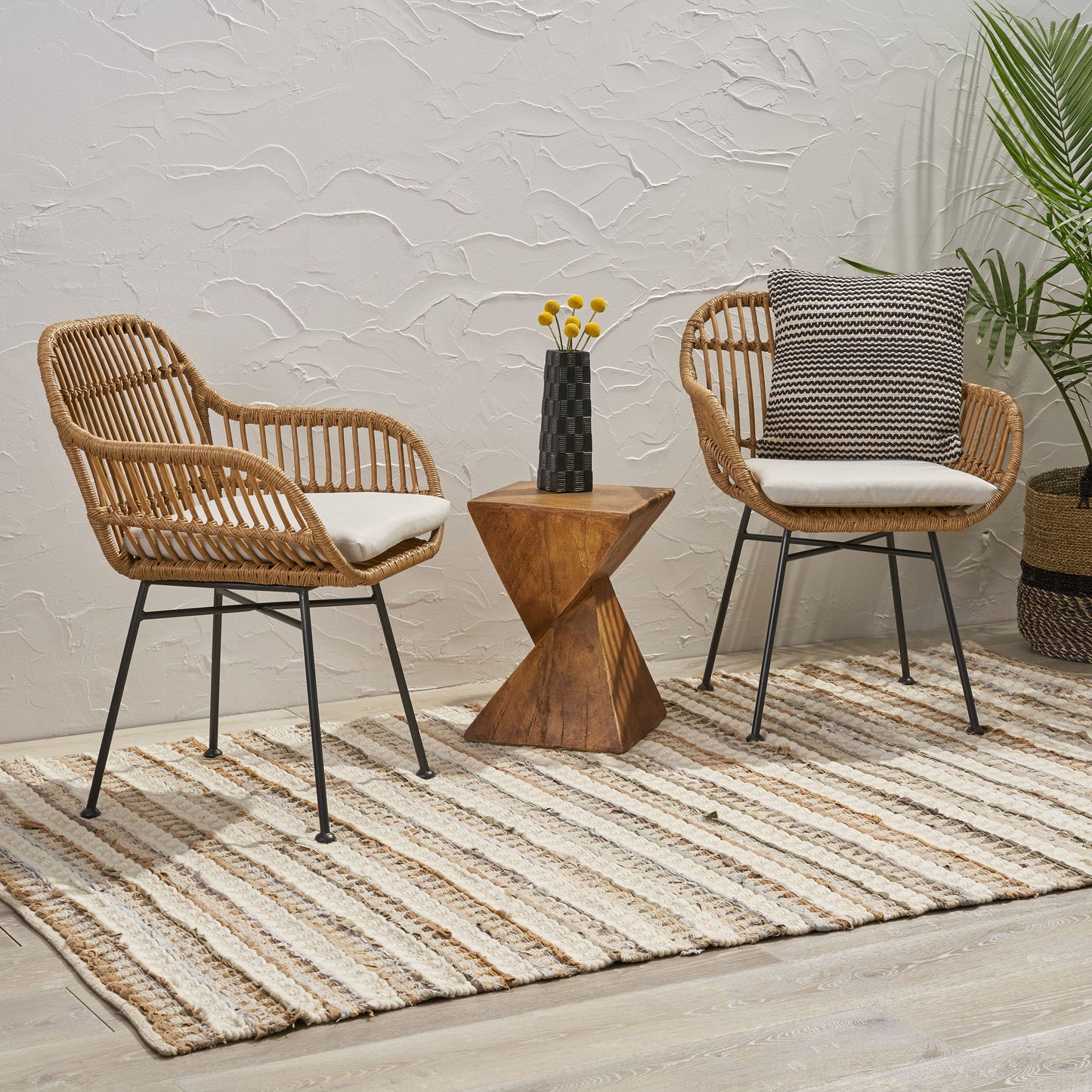 Outdoor Rattan Accent Chair With Metal Legs - Beige