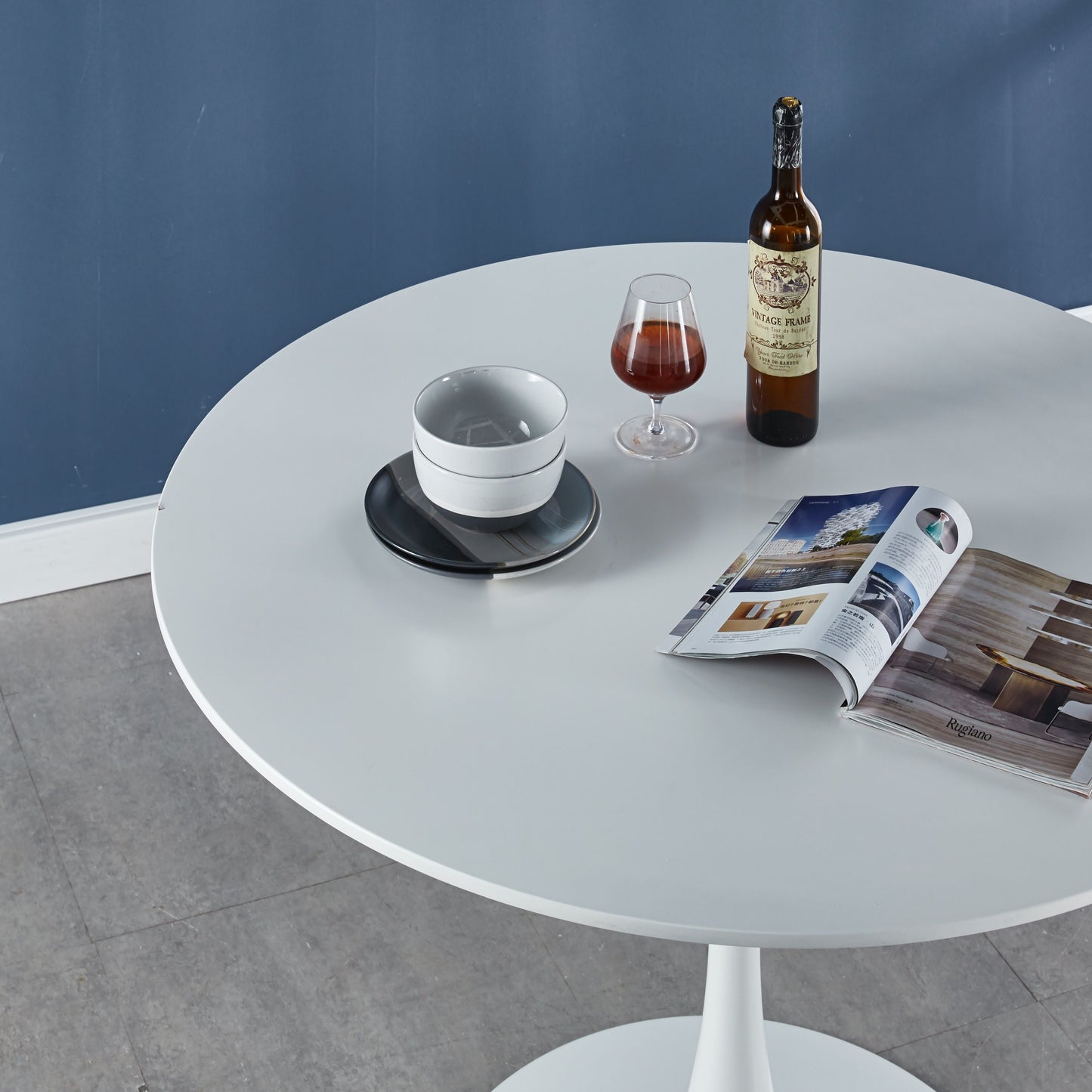 Tulip Table Mid-Century Dining Table For 4-6 People With Round MDF Table Top, Pedestal Dining Table, End Table Leisure Coffee Table - White