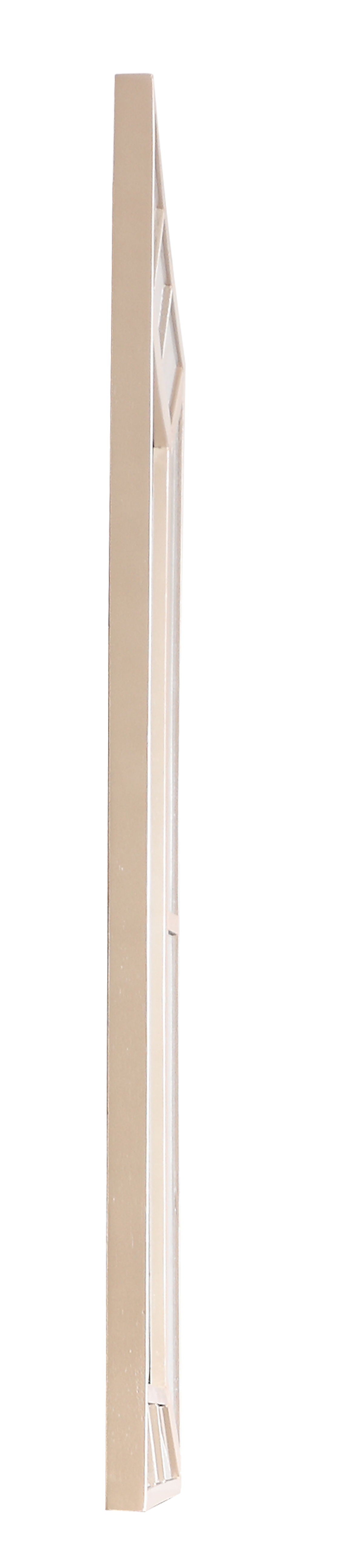 Elegant Wall Mirror For Modern Spaces - Pearl