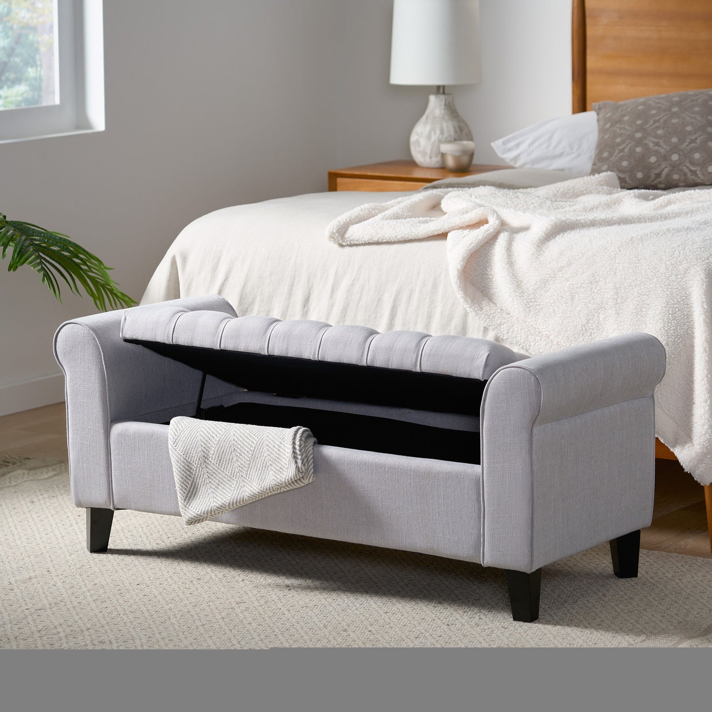Hayes - Contemporary Armed Storage Bench With Button Tufting And Rolled Arms - Light Gray