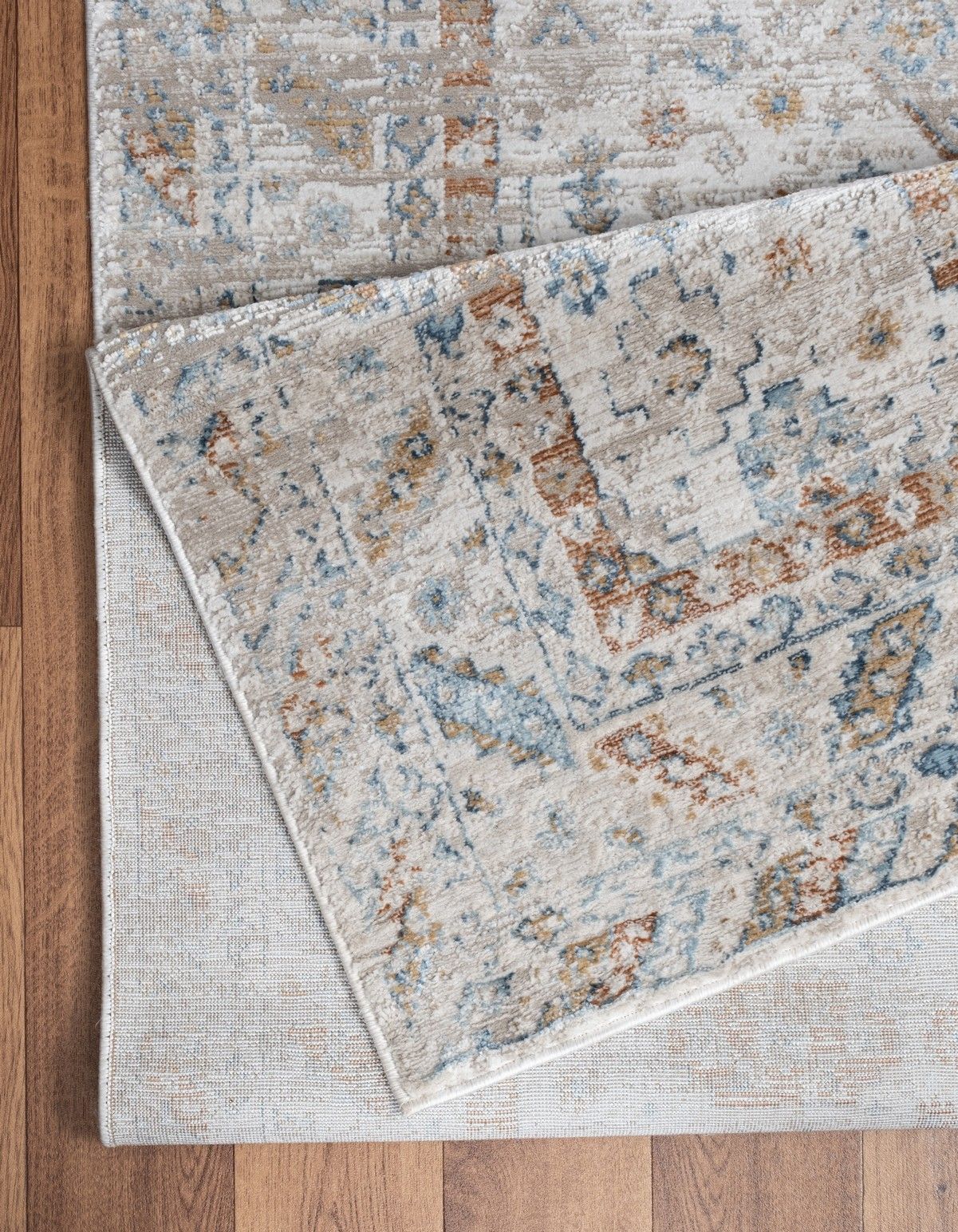 Noble - 7'10" X 10'3" Area Rug - Ivory