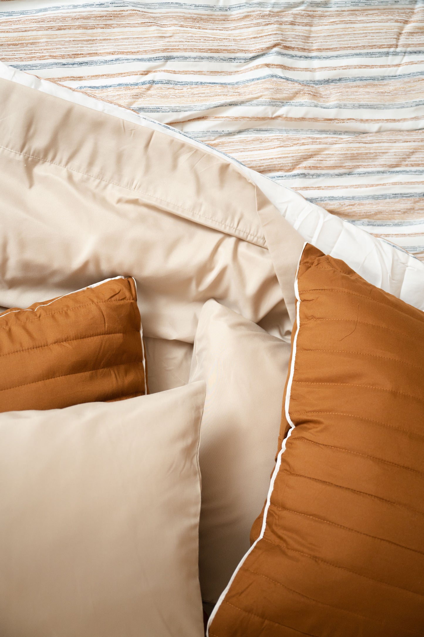 4 Piece Queen Bamboo Hypoallergenic Sheet Set - Khaki