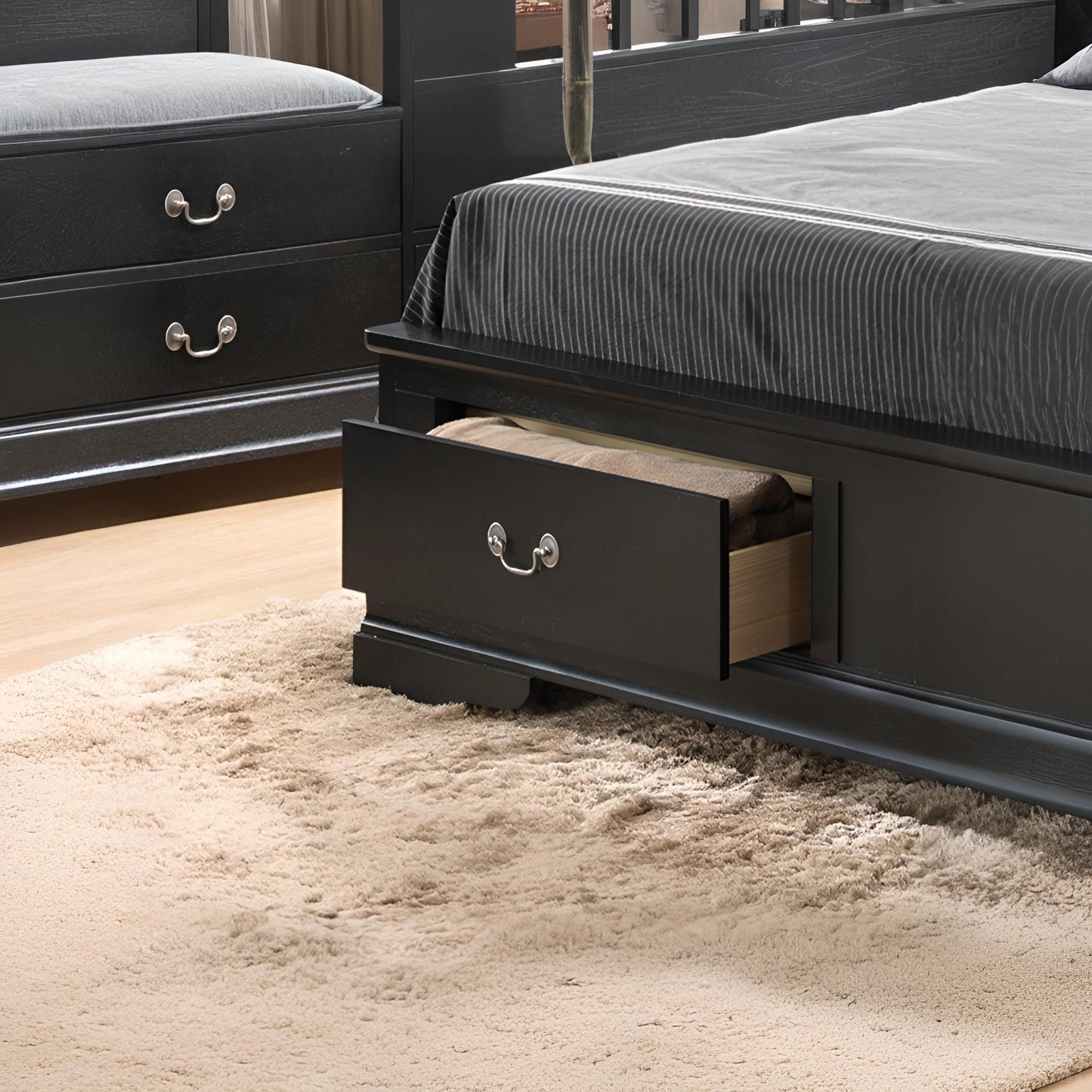 Louis Phillipe - Full Storage Elegant Bed - Black