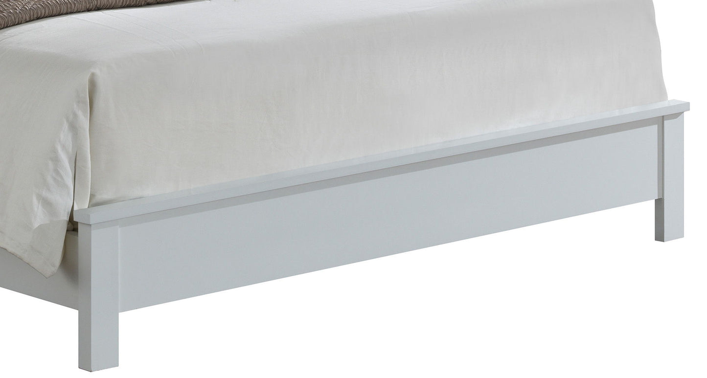 Stylish Transitional Bedroom Bed - White