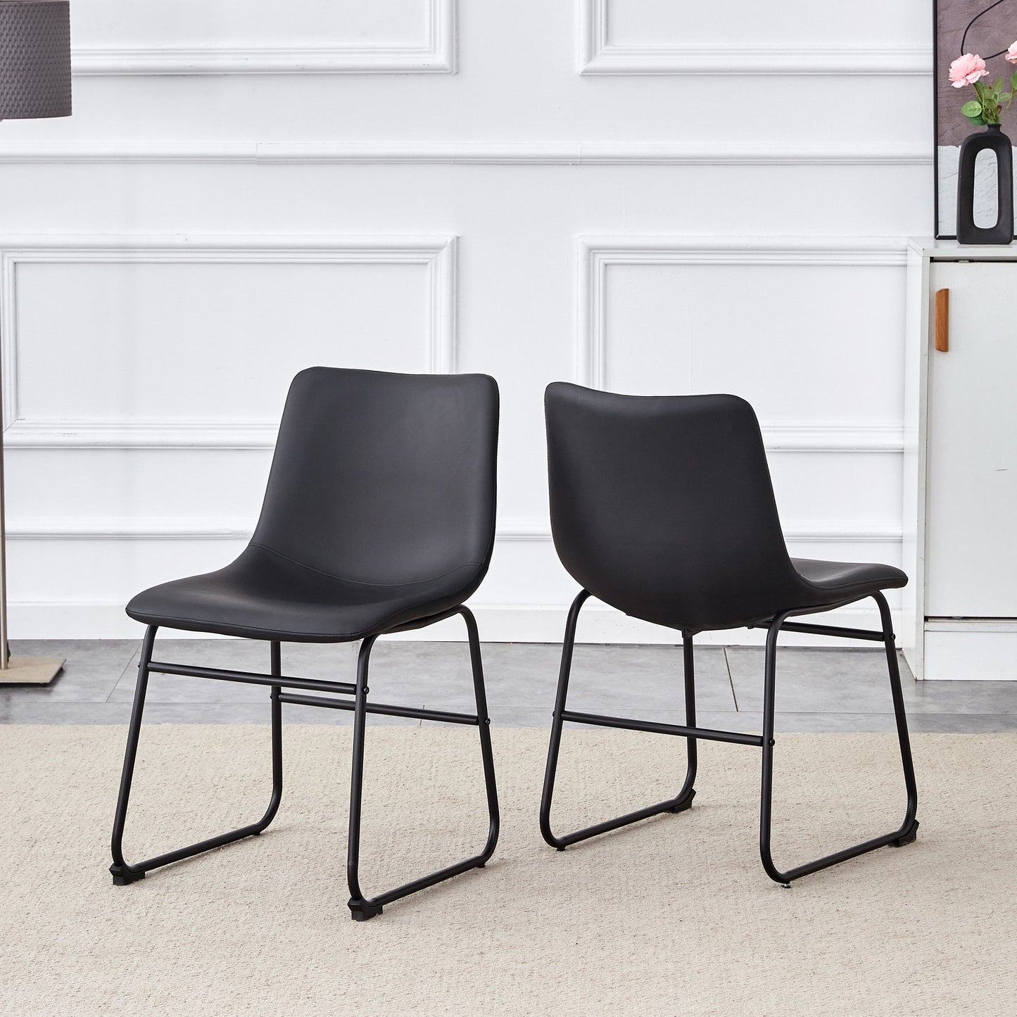 (Set of 4) Classic Chairs, A Stylish Seat Suitable For Modern Minimalist And Industrial Style Environments - Black