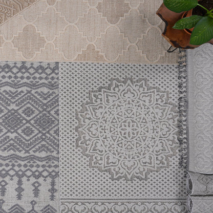 Guros - 6' X 9' Trellis Indoor / Outdoor Area Rug - White / Gray