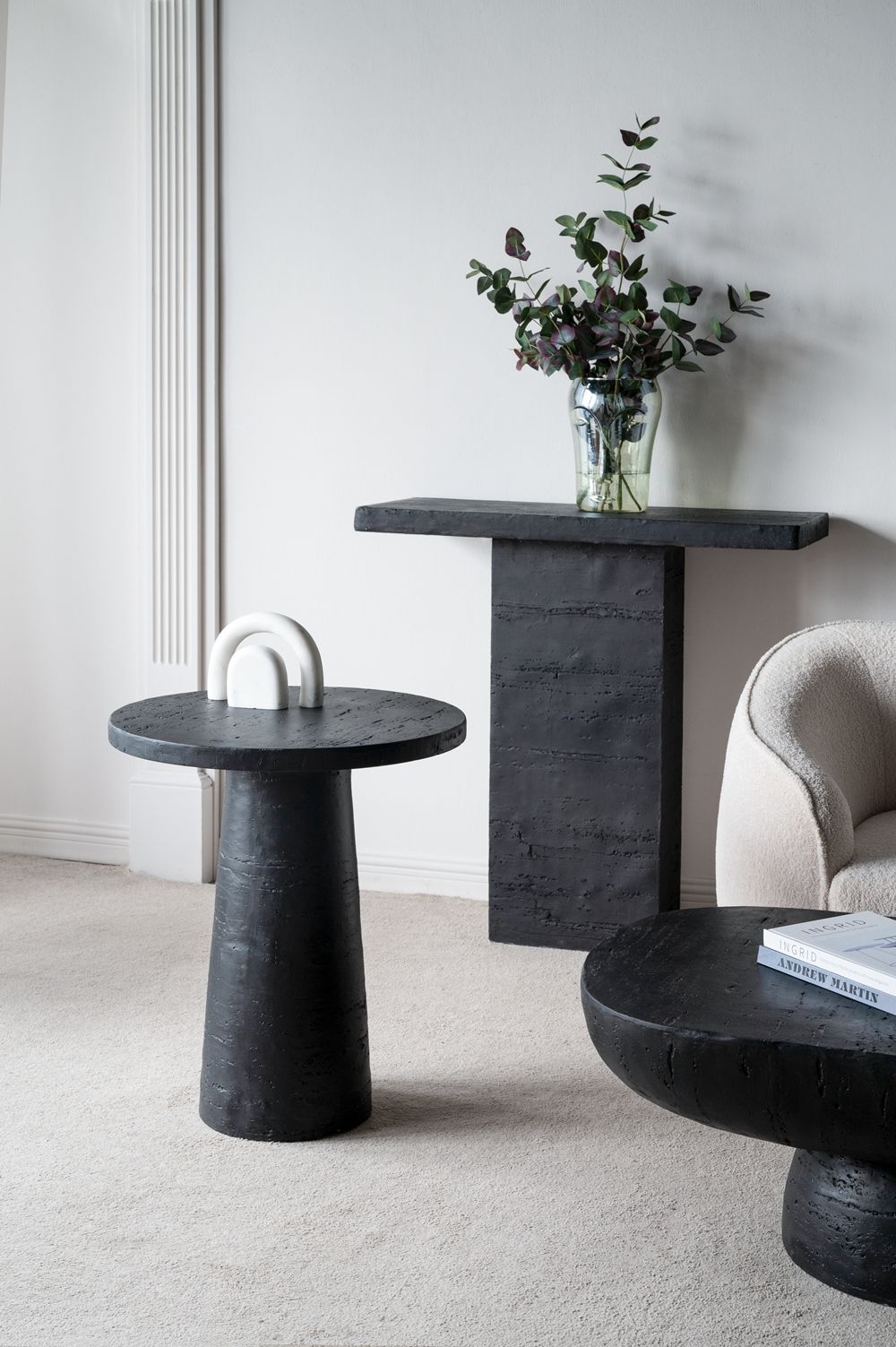Round Side Table With Pedestal Base - Black