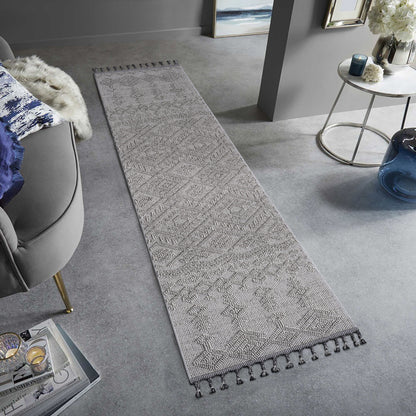 Guros - 2' X 8' Traditional Indoor / Outdoor Area Rug - Gray / White