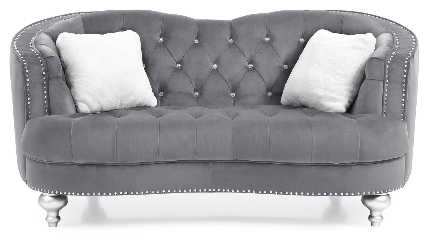 Charming Traditional Loveseat - Gray