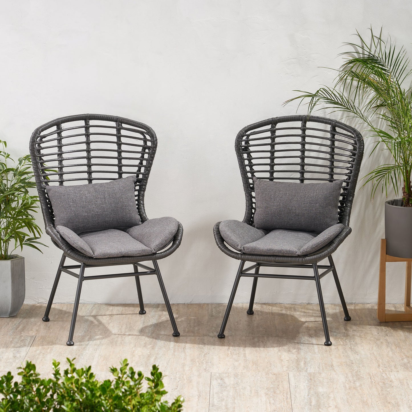 Calypso - Outdoor Chair With Water Resistance Cushion And Iron Frame - Gray