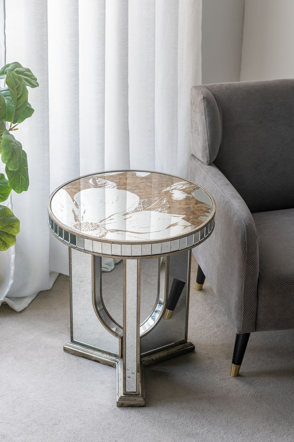 Round Side Table With Elegant Foral Design And Mirrored - Silver Multi