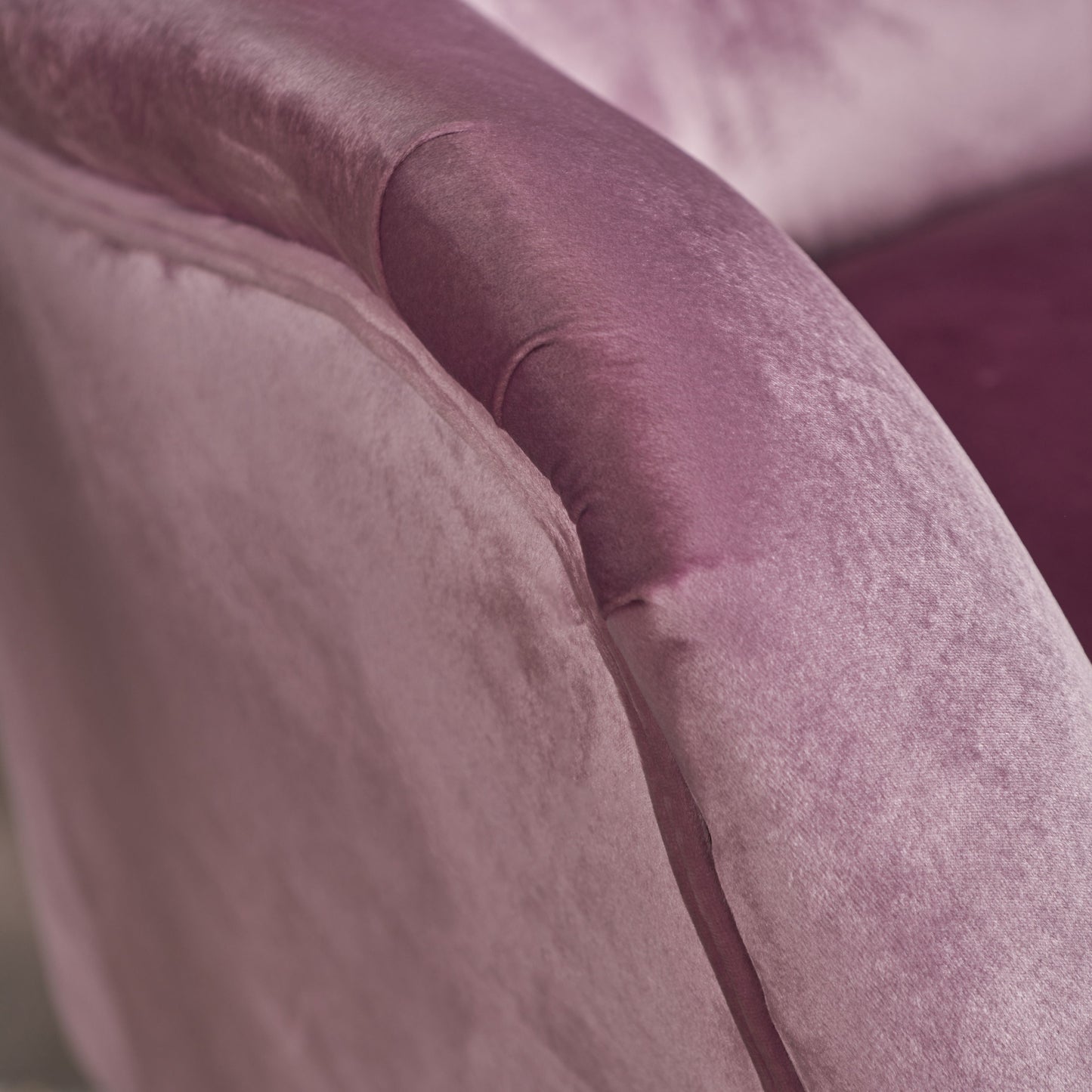 Alyssa - Upholstered Arm Chair With Wingback Design - Lavender