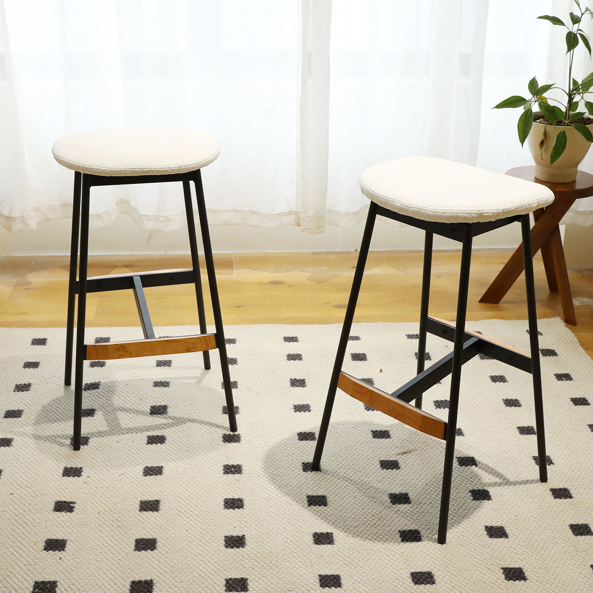 Modern Bar Stools Comfortable & Stylish Counter Height And Bar Height Bar Stools, Soft Fabric Upholstered, Backless For Kitchen, Dining Room Bar Chairs (Set of 2) - White