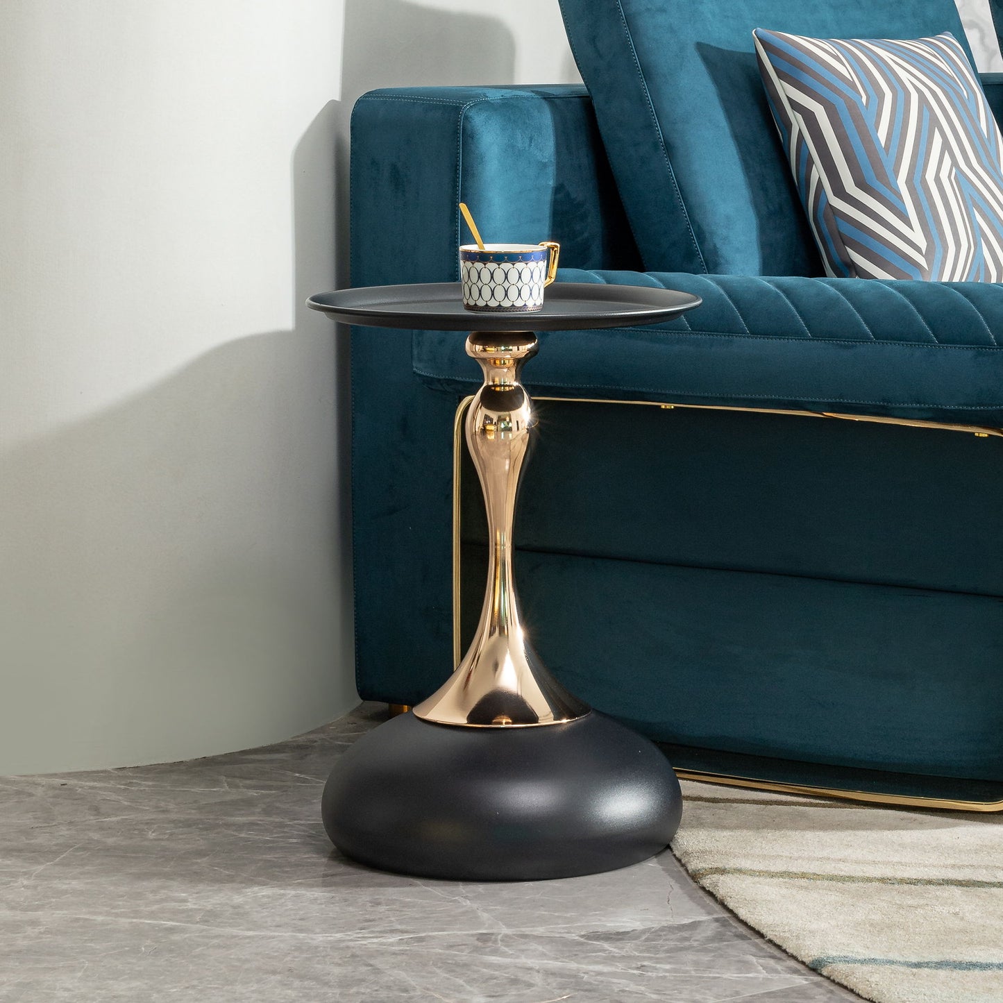 Modern Round Side Table For Small Spaces With Carbon Steel Construction - Black