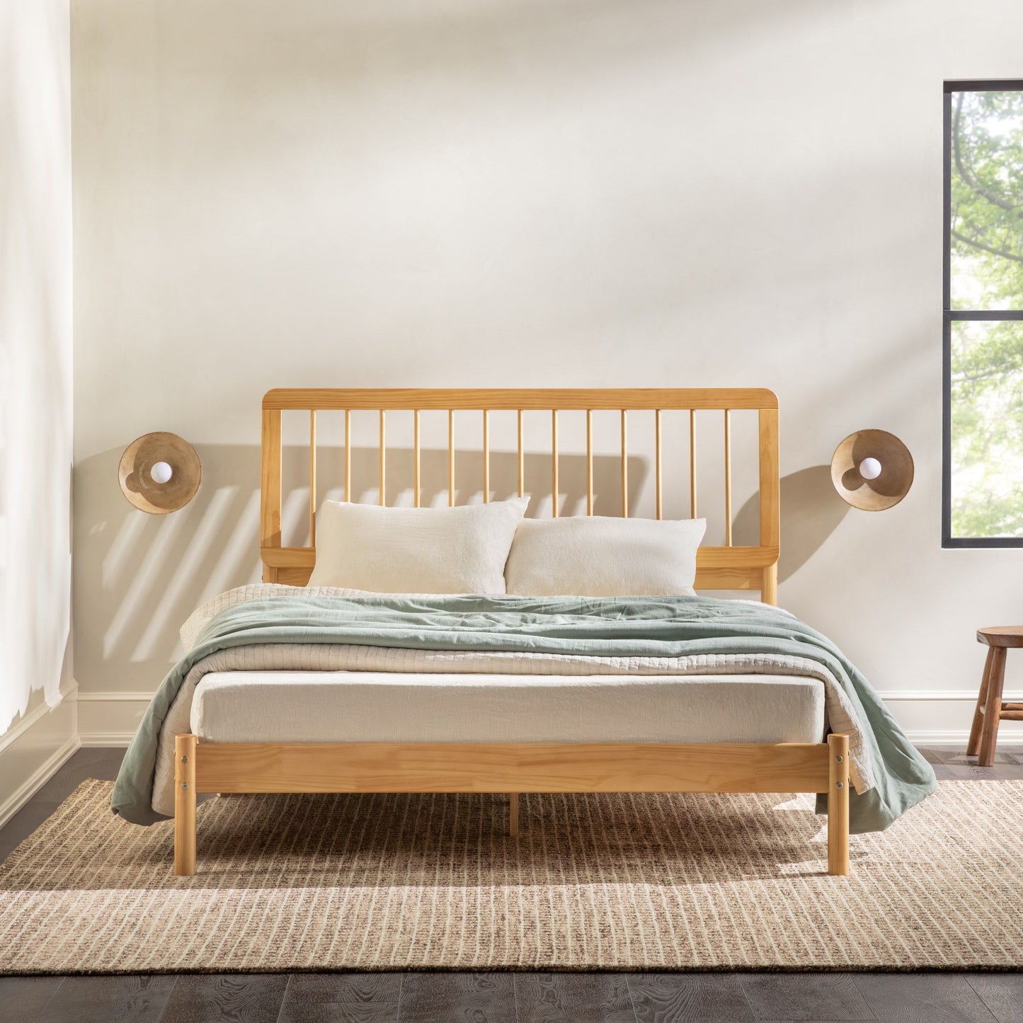 Mid-Century Modern Solid Wood Queen Spindle Bed - Natural Pine
