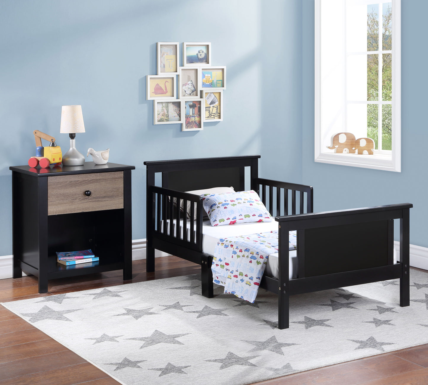 Connelly - Reversible Panel Toddler Bed - Black / Vintage Walnut